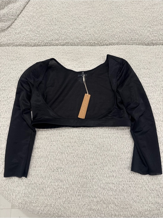 SKIMS Other - NWT SKIMS Black Arm Shaper Shapewear Top